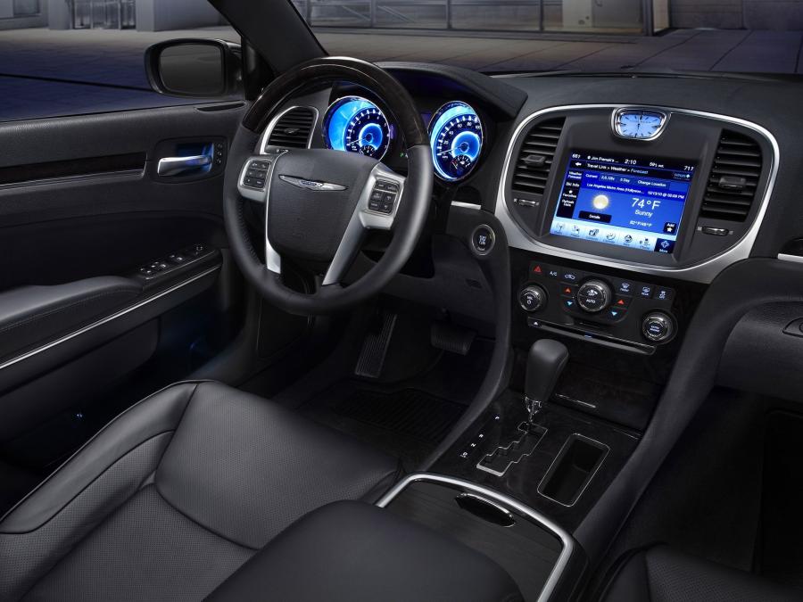  Chrysler 300C 2011 года  (фото 67 из 83)